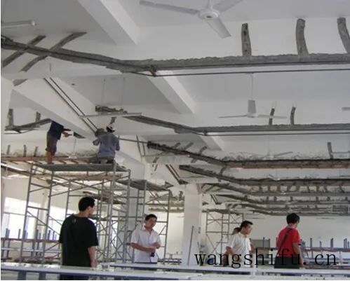 装修刷墙步骤是什么