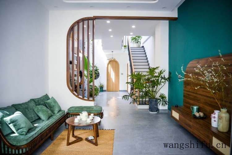 上下3层，为父母翻新的养老房，没想到被吐槽根本不适合老年人住 旧房翻新 第2张 上下3层，为父母翻新的养老房，没想到被吐槽根本不适合老年人住 旧房翻新 粉刷匠第2张