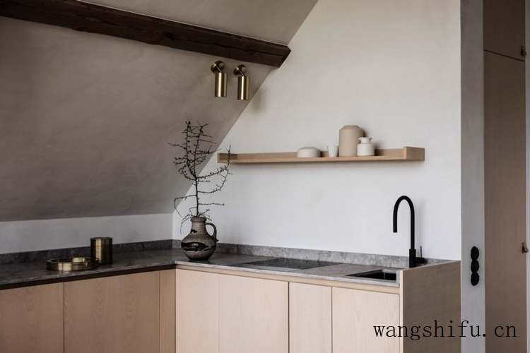 怎么选择装修壁纸 夏季贴壁纸需注意什么 怎么选择装修壁纸 夏季贴壁纸需注意什么