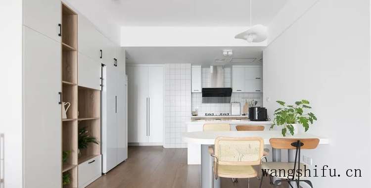 翻新95m²老破小：储物惊人、超通透空间感，小户型布局来学她家 旧房翻新 第1张 翻新95m²老破小：储物惊人、超通透空间感，小户型布局来学她家 旧房翻新 粉刷匠第1张