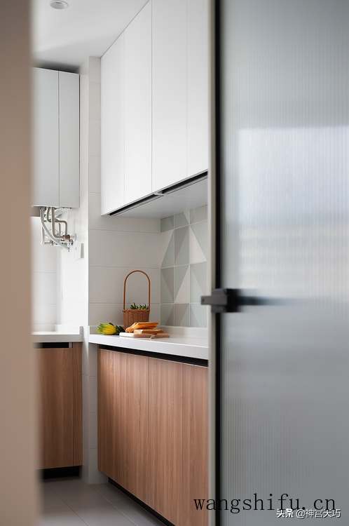 厨房翻新大概多少钱才合理？厨房装修预算表 旧房翻新 第2张 厨房翻新大概多少钱才合理？厨房装修预算表 旧房翻新 粉刷匠第2张