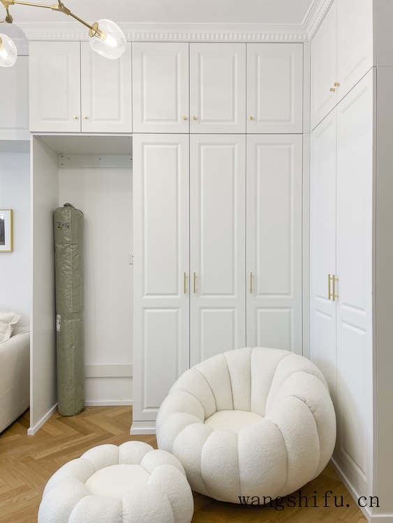 修补墙面钉眼办法 修补墙面钉眼办法