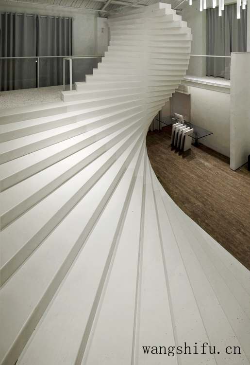 超级改造王真的不算牛，看看这个老工厂改造浮沉办公室！ 旧房翻新 第5张 超级改造王真的不算牛，看看这个老工厂改造浮沉办公室！ 旧房翻新 粉刷匠第5张