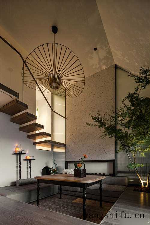 圣象和德尔哪个更环保（圣象好还是德尔好）