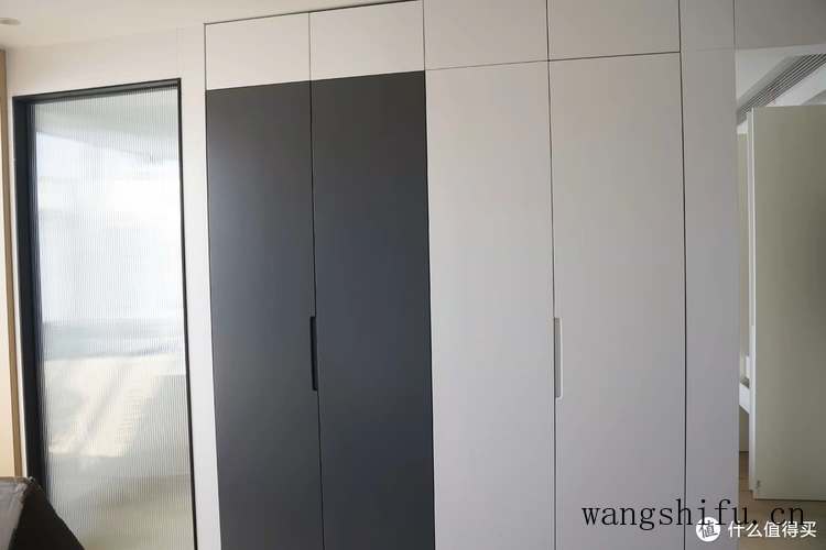 几种解决方法教你，乳胶漆墙面裂纹怎么修补？