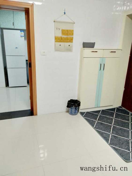 二手房翻新改造，只能从软装上改造，费尽心思的装修效果可还行？ 旧房翻新 第1张 二手房翻新改造，只能从软装上改造，费尽心思的装修效果可还行？ 旧房翻新 粉刷匠第1张