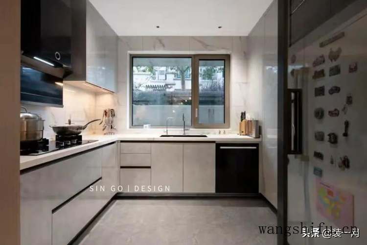 叠墅装修搭配现代风将老房改造成三代同堂的理想居所 旧房翻新 第9张 叠墅装修搭配现代风将老房改造成三代同堂的理想居所 旧房翻新 粉刷匠第9张