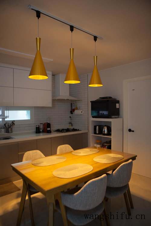 没钱买房，将爸妈的一套50㎡老房要来，6万改造明年结婚能用上 旧房翻新 第6张 没钱买房，将爸妈的一套50㎡老房要来，6万改造明年结婚能用上 旧房翻新 粉刷匠第6张