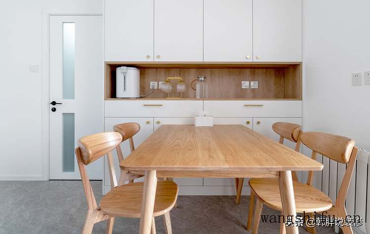 为啥简约装修那么受欢迎？看完她家90㎡新房终于懂了，真的很舒爽 旧房翻新 第3张 为啥简约装修那么受欢迎？看完她家90㎡新房终于懂了，真的很舒爽 旧房翻新 粉刷匠第3张