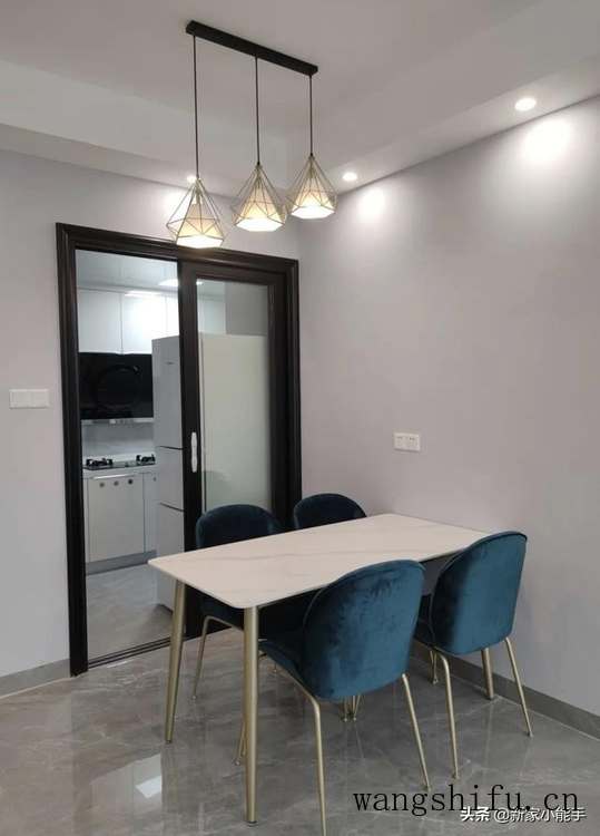 90平经典三房户型，全屋整装灰色调，极简耐看又雅致，分享一下 旧房翻新 第5张 90平经典三房户型，全屋整装灰色调，极简耐看又雅致，分享一下 旧房翻新 粉刷匠第5张