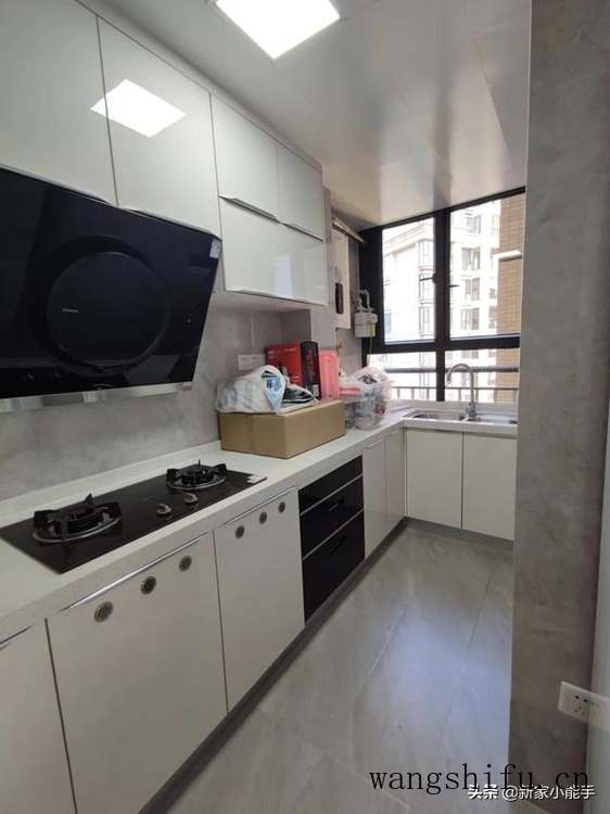 90平经典三房户型，全屋整装灰色调，极简耐看又雅致，分享一下 旧房翻新 第7张 90平经典三房户型，全屋整装灰色调，极简耐看又雅致，分享一下 旧房翻新 粉刷匠第7张