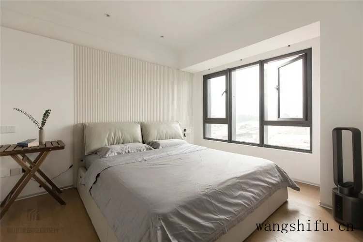 90㎡现代侘寂风,极简的空间,优雅的线条,舒适的软装(现代侘寂风格装修) 90㎡现代侘寂风,极简的空间,优雅的线条,舒适的软装(现代侘寂风格装修)