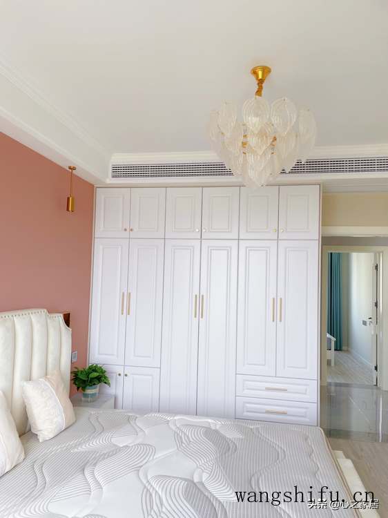 90㎡清新轻奢清爽的装修，打造浪漫温馨的美好生活，满满的幸福感（浪漫格调装修）