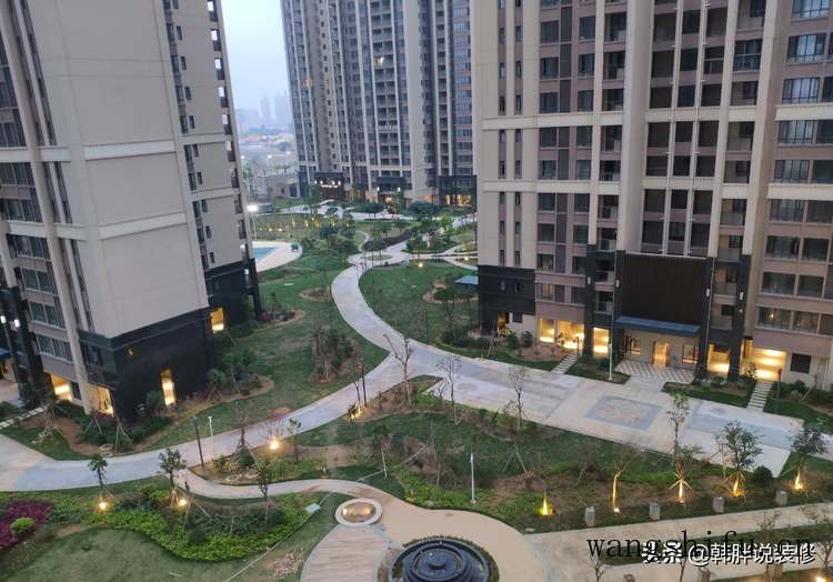 终于赶在春节前搬进新房,90㎡简装花了不到10万块,温馨又舒适(新房子简装) 终于赶在春节前搬进新房,90㎡简装花了不到10万块,温馨又舒适(新房子简装)