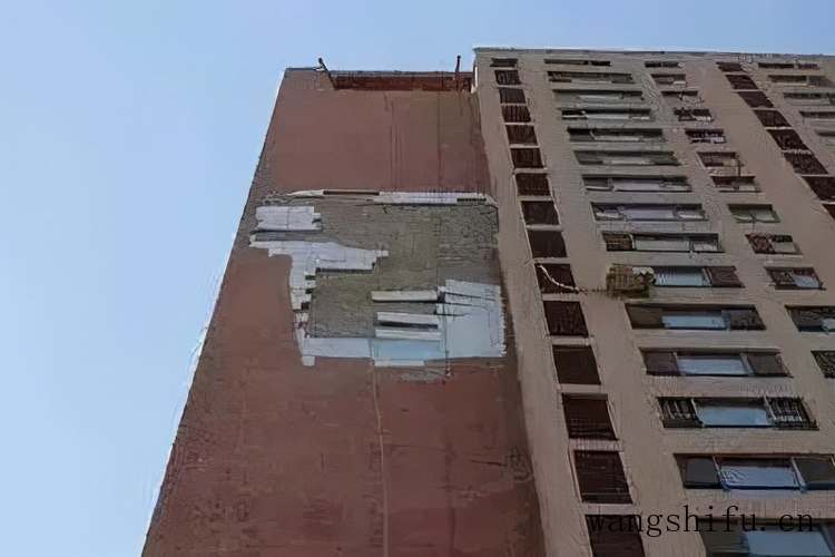 家住老小区低楼层湿度大影响生活，看完以下方式就能轻松解决 旧房翻新 第2张 家住老小区低楼层湿度大影响生活，看完以下方式就能轻松解决 旧房翻新 粉刷匠第2张