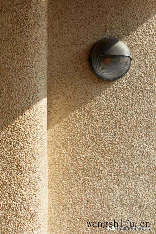 涂料变色开裂？如何保养很重要