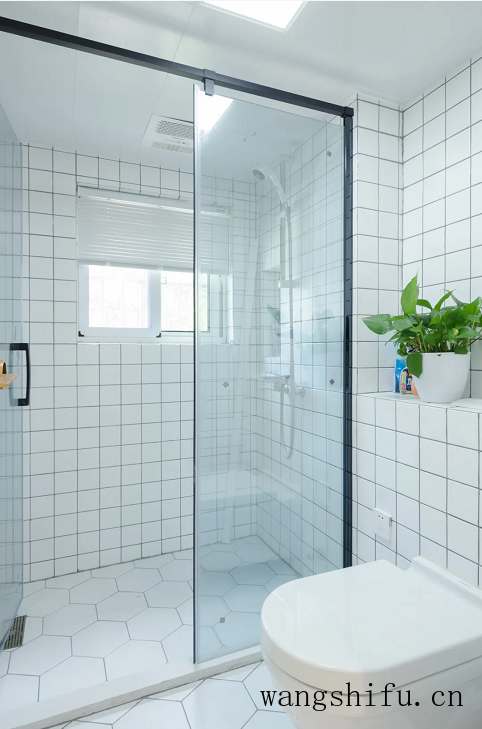 70㎡旧房改造，全屋网红色，客厅像蜗居，完工后却很浪漫 旧房翻新 第16张 70㎡旧房改造，全屋网红色，客厅像蜗居，完工后却很浪漫 旧房翻新 粉刷匠第16张