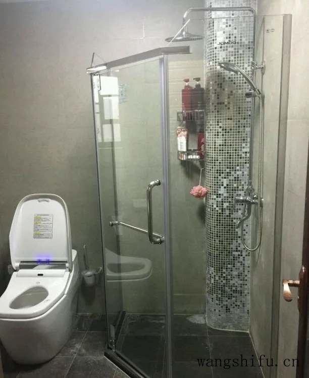 朋友这套140平新房，这效果说装修带家具家电60万，你们信吗？（140平装修加家具家电多少钱）