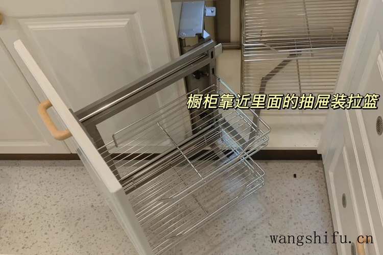 小天鹅空调和美的空调哪个好（美的小天鹅空调和美的空调哪个好）