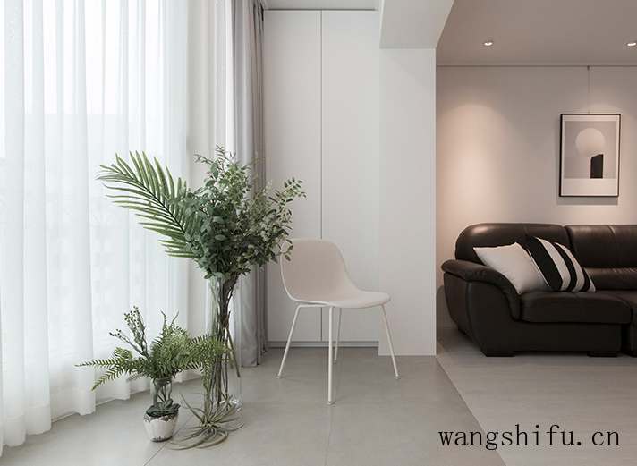 95㎡花了20万简装，铺个地砖刷个白墙，一人居住足够幸福了 旧房翻新 第4张 95㎡花了20万简装，铺个地砖刷个白墙，一人居住足够幸福了 旧房翻新 粉刷匠第4张