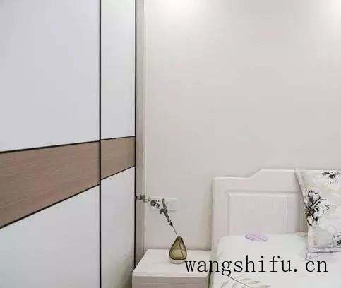 索菲亚衣柜（索菲亚衣柜定制多少钱一平方）