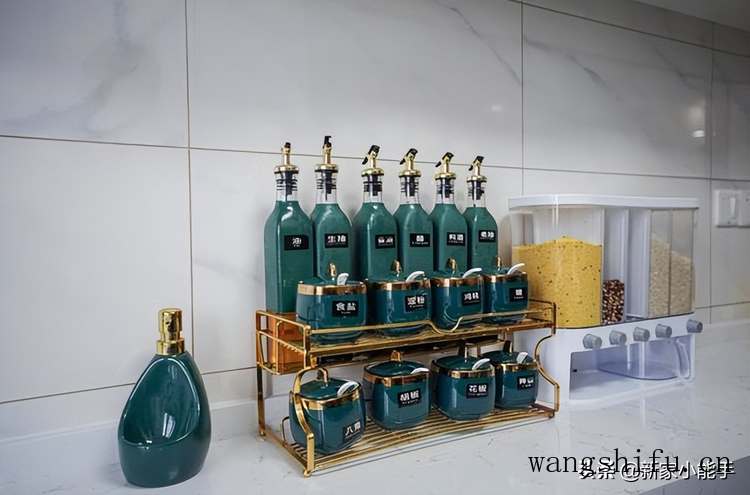 实木颗粒板衣柜(实木颗粒板衣柜多少钱一平方) 实木颗粒板衣柜(实木颗粒板衣柜多少钱一平方)