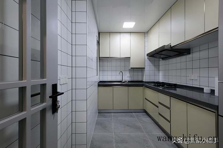 花15W装修65平新房，效果很漂亮，无主灯的设计显得很时尚 旧房翻新 第8张 花15W装修65平新房，效果很漂亮，无主灯的设计显得很时尚 旧房翻新 粉刷匠第8张