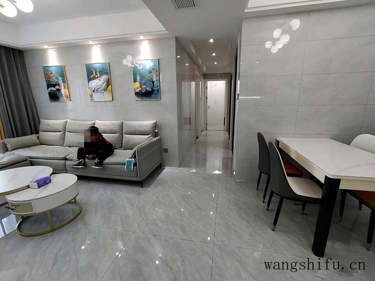 88平，硬装和软装总共花18万，有点超预算了，全屋瓷砖上墙了（88平米装修10万够吗）