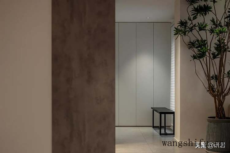 pvc壁纸和无纺布壁纸那个好？五个方面来比较