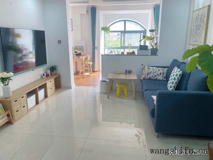 70㎡简约家装风格，小而温馨简而时尚，小客厅大阳台打造多样生活 旧房翻新 第4张 70㎡简约家装风格，小而温馨简而时尚，小客厅大阳台打造多样生活 旧房翻新 粉刷匠第4张