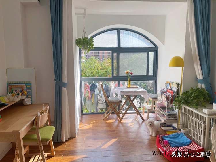 70㎡简约家装风格，小而温馨简而时尚，小客厅大阳台打造多样生活 旧房翻新 第5张 70㎡简约家装风格，小而温馨简而时尚，小客厅大阳台打造多样生活 旧房翻新 粉刷匠第5张