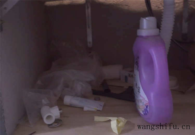 他住进不装修的毛坯房4个月，虽简陋却倍感温馨，网友：还不错 旧房翻新 第13张 他住进不装修的毛坯房4个月，虽简陋却倍感温馨，网友：还不错 旧房翻新 粉刷匠第13张