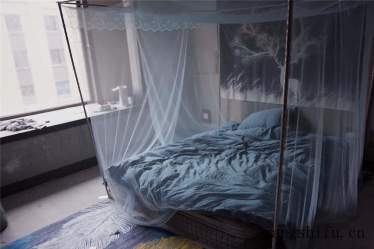 他住进不装修的毛坯房4个月，虽简陋却倍感温馨，网友：还不错 旧房翻新 第19张 他住进不装修的毛坯房4个月，虽简陋却倍感温馨，网友：还不错 旧房翻新 粉刷匠第19张