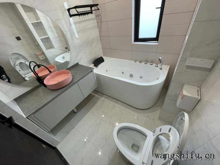 135平新房，还没家具装修花了35万，保洁做完很好看，很满意