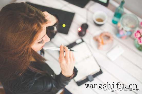 房子装修自己装还是找装修公司好？详细对比别再让这问题困扰了（装修房子找装修公司好还是自己装好）