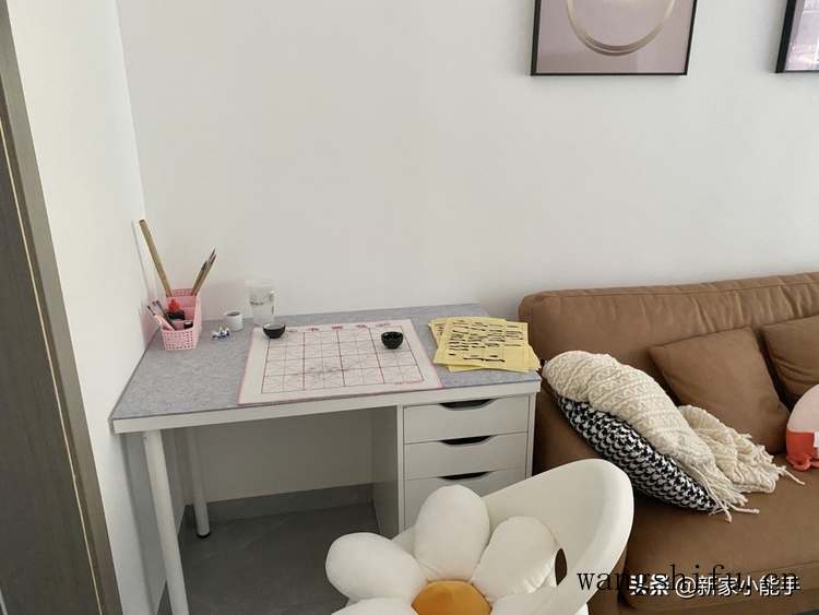 这是我见过最极简的装修,不做吊顶也不做电视墙,刷白墙也很好看 旧房翻新 第9张 这是我见过最极简的装修,不做吊顶也不做电视墙,刷白墙也很好看 旧房翻新 粉刷匠第9张 这是我见过最极简的装修,不做吊顶也不做电视墙,刷白墙也很好看 旧房翻新 第9张 这是我见过最极简的装修,不做吊顶也不做电视墙,刷白墙也很好看 旧房翻新 粉刷匠第9张