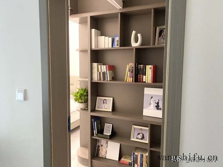 这是我见过最极简的装修,不做吊顶也不做电视墙,刷白墙也很好看 旧房翻新 第17张 这是我见过最极简的装修,不做吊顶也不做电视墙,刷白墙也很好看 旧房翻新 粉刷匠第17张 这是我见过最极简的装修,不做吊顶也不做电视墙,刷白墙也很好看 旧房翻新 第17张 这是我见过最极简的装修,不做吊顶也不做电视墙,刷白墙也很好看 旧房翻新 粉刷匠第17张