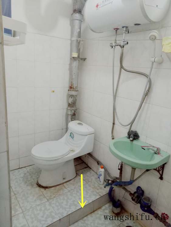 67㎡老房打算重装卫生间，设计师提醒：马桶区必须做局部地台才行 旧房翻新 第5张 67㎡老房打算重装卫生间，设计师提醒：马桶区必须做局部地台才行 旧房翻新 粉刷匠第5张