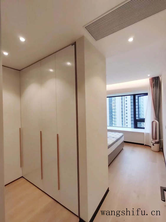 她家131平米，装修花了30w，高级又大方，朋友说装出了50w的效果 旧房翻新 第15张 她家131平米，装修花了30w，高级又大方，朋友说装出了50w的效果 旧房翻新 粉刷匠第15张