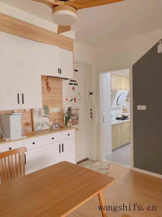80㎡小两居省钱改造，轻装修重装饰只花4.5W，堪称教科书 旧房翻新 第2张 80㎡小两居省钱改造，轻装修重装饰只花4.5W，堪称教科书 旧房翻新 粉刷匠第2张