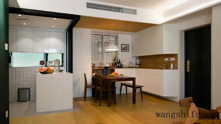 她家仅有75㎡，却因布局巧妙走红，装修效果大气堪比小豪宅 旧房翻新 第1张 她家仅有75㎡，却因布局巧妙走红，装修效果大气堪比小豪宅 旧房翻新 粉刷匠第1张