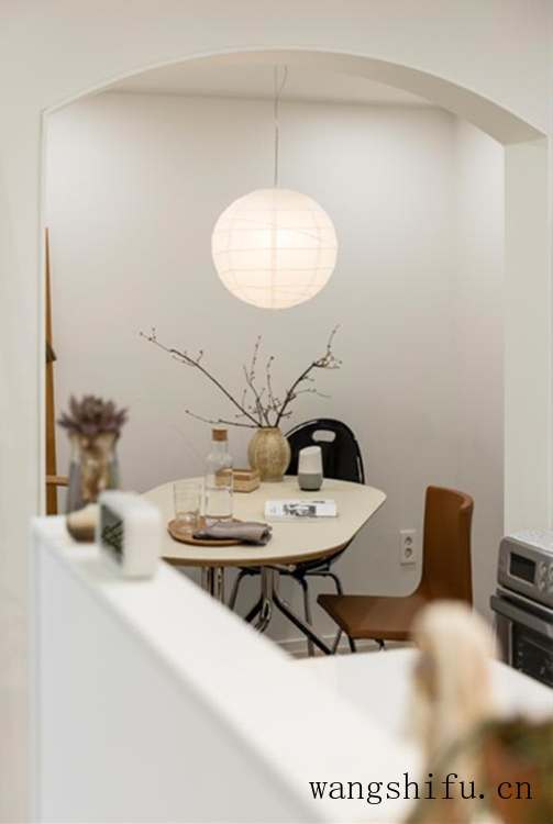 人生第一套房，是面积不过百的刚需户型，75㎡，装修“松弛有度”