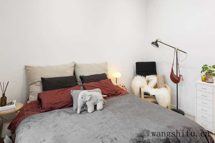 台球桌（台球桌的标准尺寸）