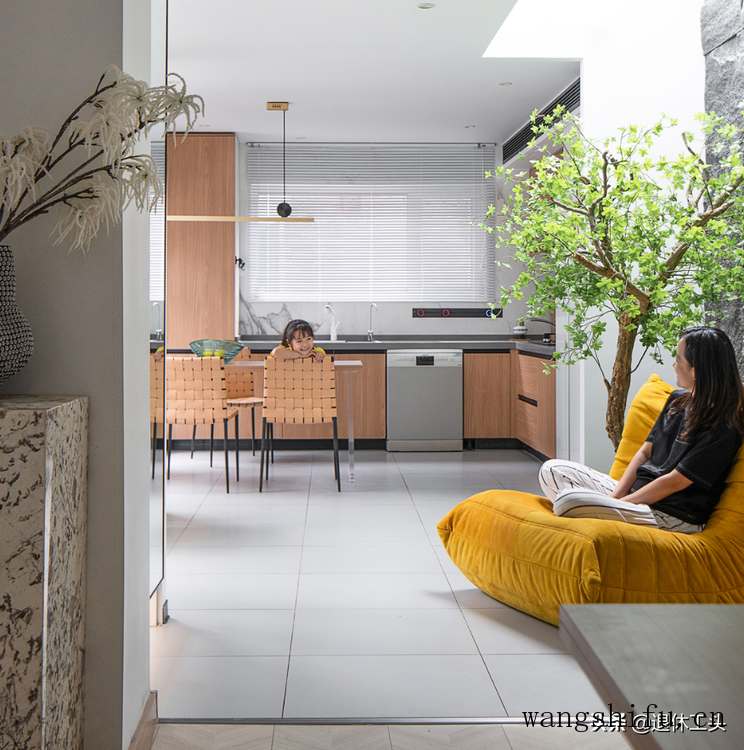 儿童衣橱（儿童衣橱柜图片）