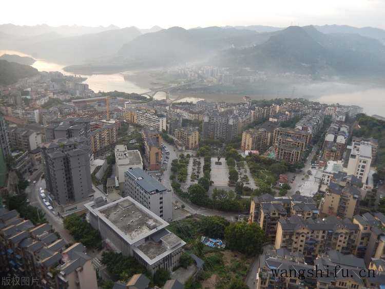 东南亚装修风格特点（东南亚装修风格特点及元素）