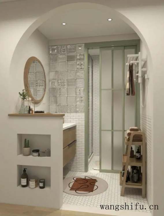 小卫生间注定憋屈？网友：我家才2㎡这么装真好用