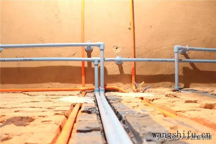 厨卫改造前的准备工作：三招助你轻松搞定，厨卫翻新不踩雷（旧房厨卫改造是如何操作的）