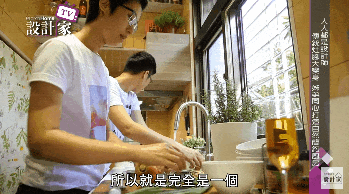 如何自己粉刷墙壁