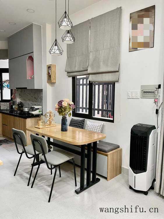 占地28㎡老房，挂了3年没卖掉，重装2层变3层，留给女儿自住挺好