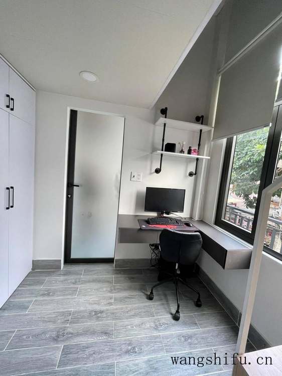 占地28㎡老房，挂了3年没卖掉，重装2层变3层，留给女儿自住挺好